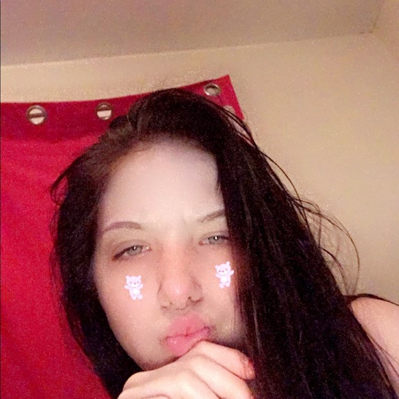 Meet your Posher, Laci - Picture 1 of 1